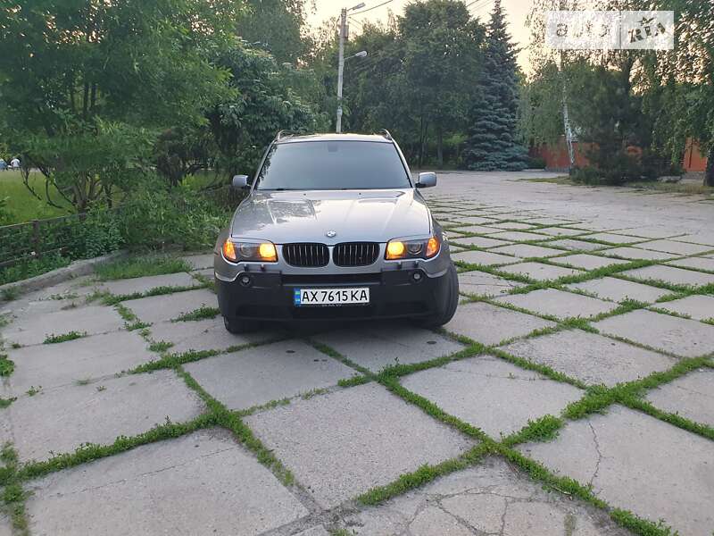Внедорожник / Кроссовер BMW X3 2004 в Харькове