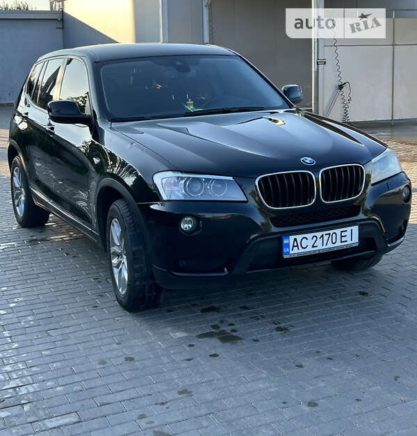 Внедорожник / Кроссовер BMW X3 2014 в Нововолынске