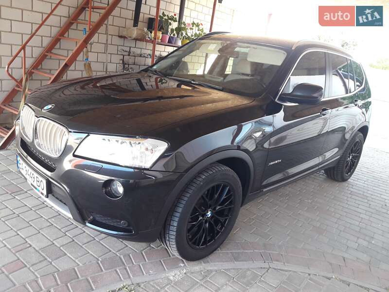 Позашляховик / Кросовер BMW X3 2011 в Новоархангельську