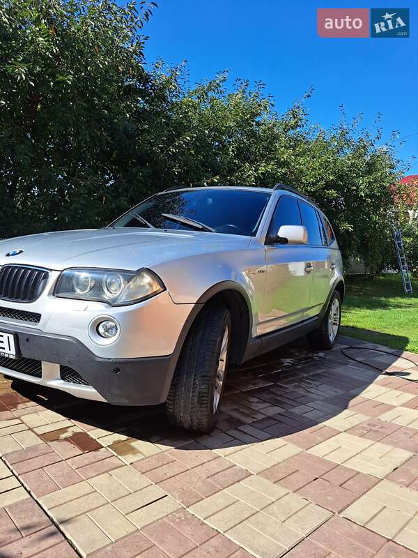 Внедорожник / Кроссовер BMW X3 2008 в 