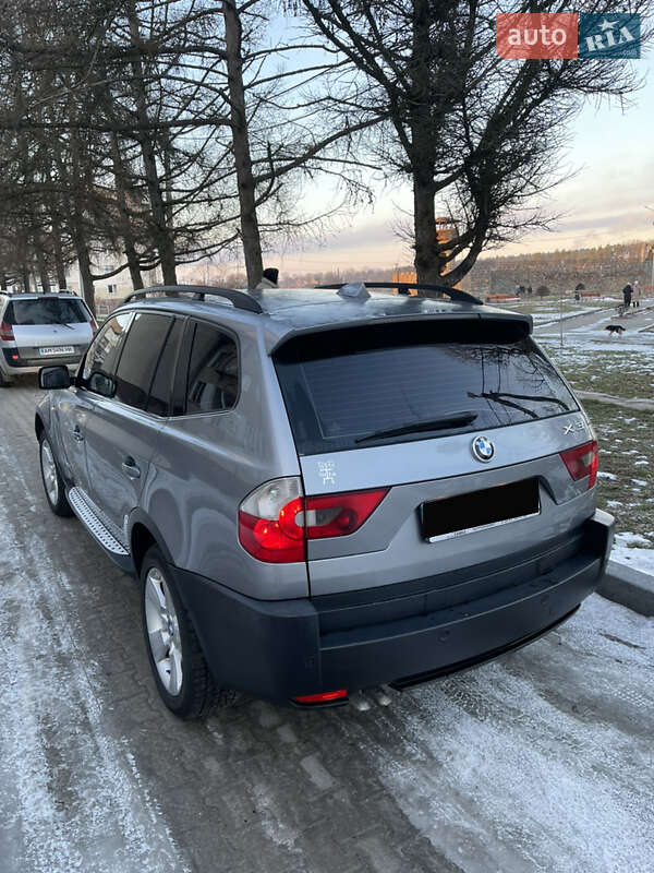 Внедорожник / Кроссовер BMW X3 2005 в Звягеле