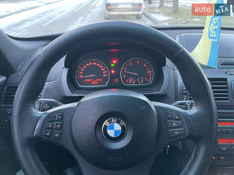 Внедорожник / Кроссовер BMW X3 2005 в Звягеле