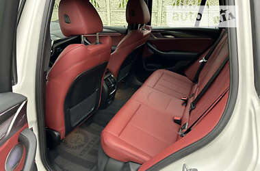 Позашляховик / Кросовер BMW X3 2021 в 