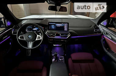 Позашляховик / Кросовер BMW X3 2021 в 