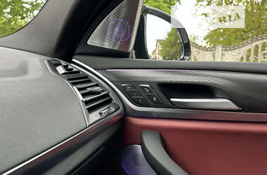 Позашляховик / Кросовер BMW X3 2021 в 