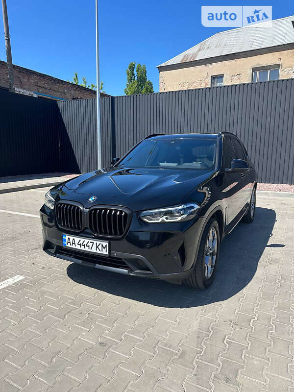 Внедорожник / Кроссовер BMW X3 2022 в Киеве