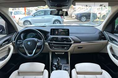 Внедорожник / Кроссовер BMW X3 2019 в Киеве