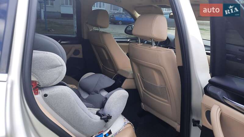 Внедорожник / Кроссовер BMW X3 2016 в Павлограде