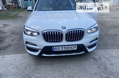 Внедорожник / Кроссовер BMW X3 2018 в 