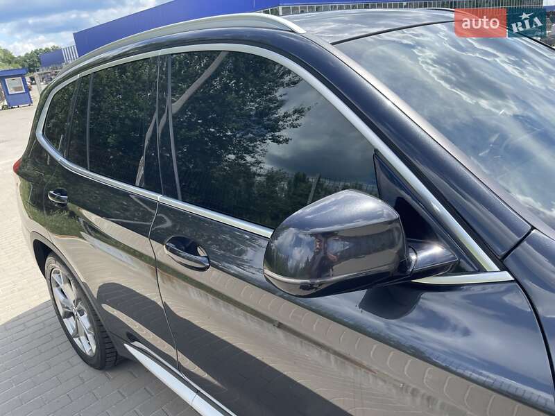 Внедорожник / Кроссовер BMW X3 2018 в Сумах