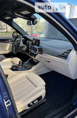 Внедорожник / Кроссовер BMW X3 2022 в 