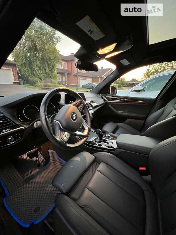 Внедорожник / Кроссовер BMW X3 2019 в Киеве