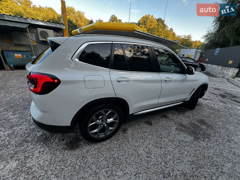 Внедорожник / Кроссовер BMW X3 2022 в Киеве
