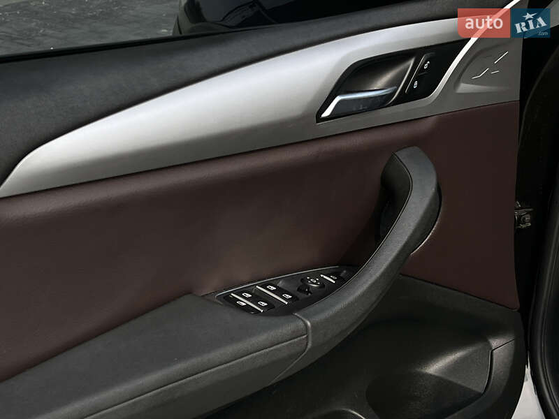 Внедорожник / Кроссовер BMW X3 2018 в Днепре фото 46 Внедорожник / Кроссовер BMW X3 2018 в Днепре