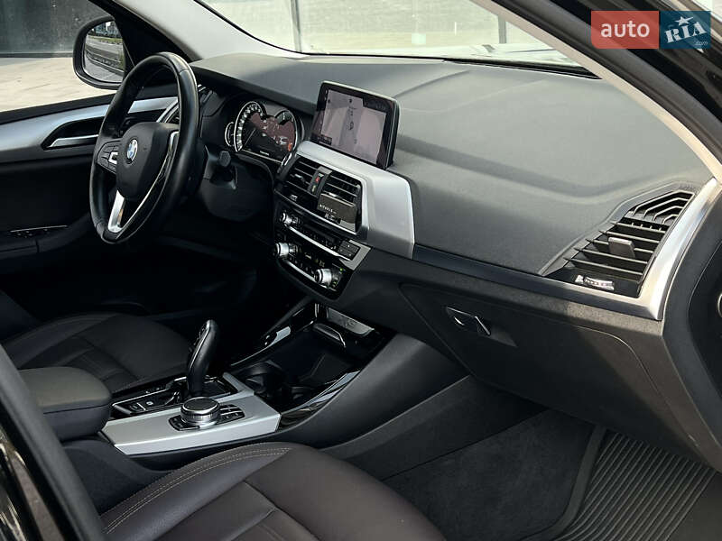 Внедорожник / Кроссовер BMW X3 2018 в Днепре фото 61 Внедорожник / Кроссовер BMW X3 2018 в Днепре