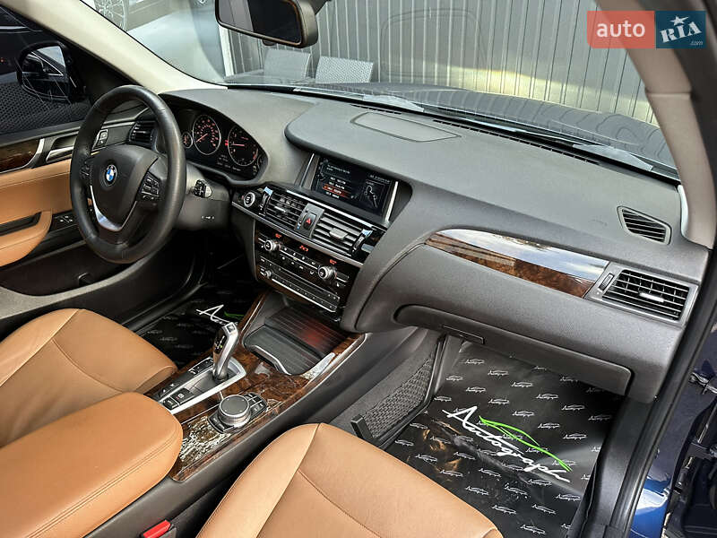 Внедорожник / Кроссовер BMW X3 2016 в Киеве