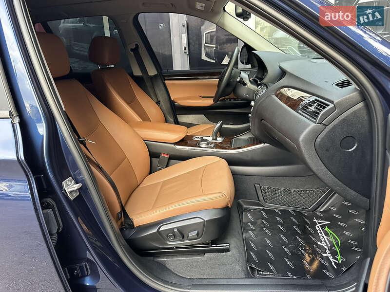 Внедорожник / Кроссовер BMW X3 2016 в Киеве