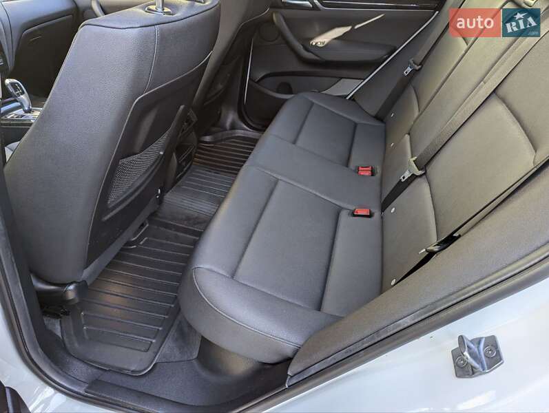 Внедорожник / Кроссовер BMW X3 2017 в Киеве