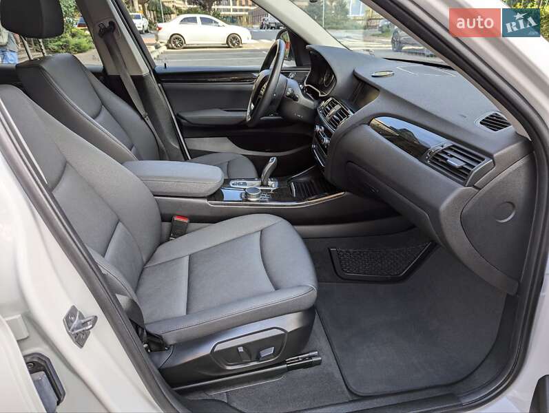 Внедорожник / Кроссовер BMW X3 2017 в Киеве