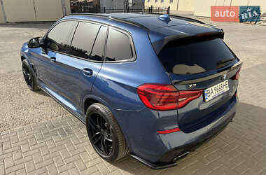 Внедорожник / Кроссовер BMW X3 2018 в 