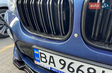 Внедорожник / Кроссовер BMW X3 2018 в 