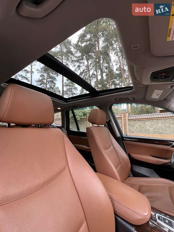 Внедорожник / Кроссовер BMW X3 2016 в Киеве