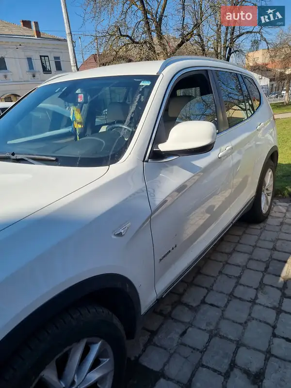 Позашляховик / Кросовер BMW X3 2012 в 