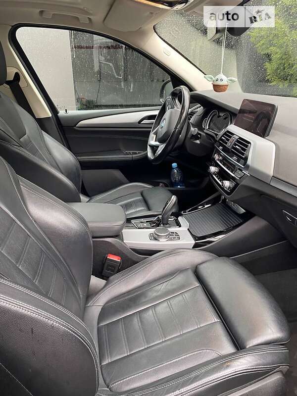 Внедорожник / Кроссовер BMW X3 2018 в Львове