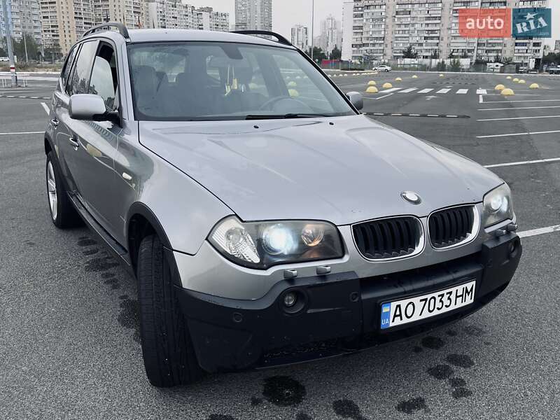 Внедорожник / Кроссовер BMW X3 2004 в Киеве