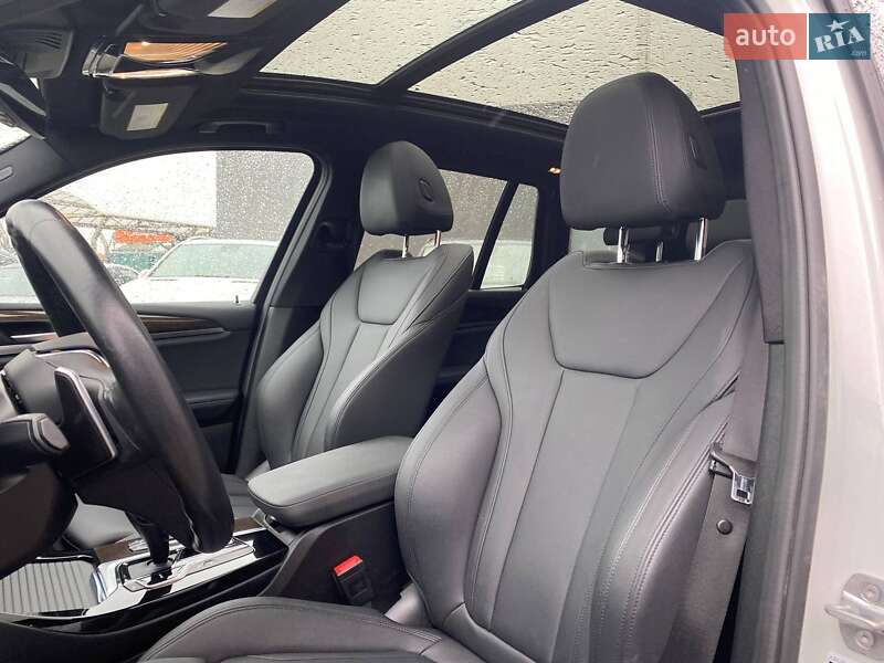 Внедорожник / Кроссовер BMW X3 2020 в Львове