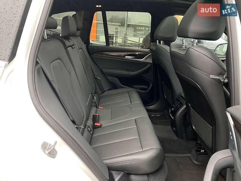 Внедорожник / Кроссовер BMW X3 2020 в Львове