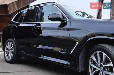 Позашляховик / Кросовер BMW X3 2018 в 