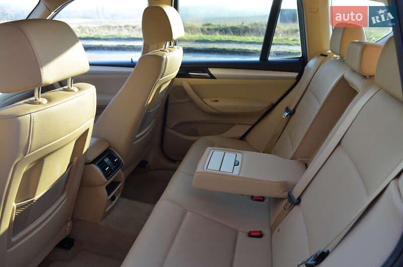 Внедорожник / Кроссовер BMW X3 2013 в Киеве