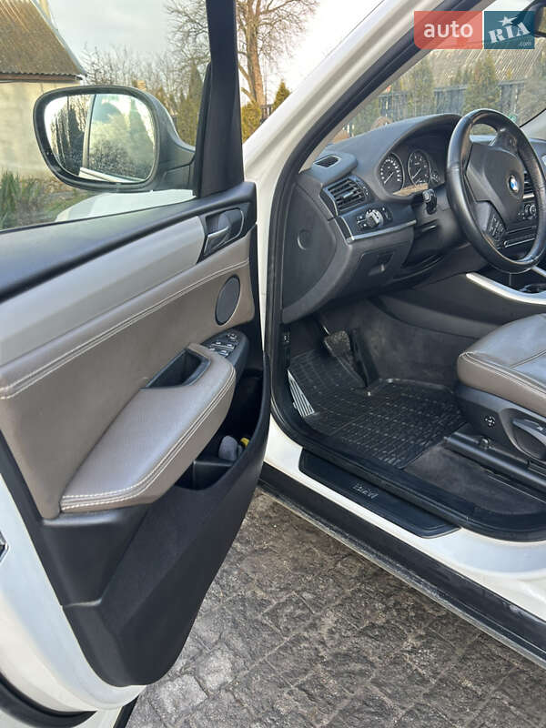 Внедорожник / Кроссовер BMW X3 2013 в Шепетовке
