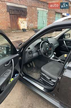 Позашляховик / Кросовер BMW X3 2009 в 