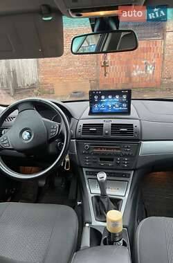 Позашляховик / Кросовер BMW X3 2009 в 