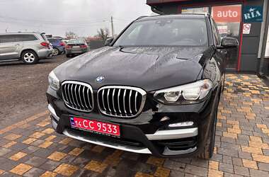 Внедорожник / Кроссовер BMW X3 2019 в 