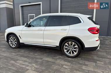 Внедорожник / Кроссовер BMW X3 2019 в 