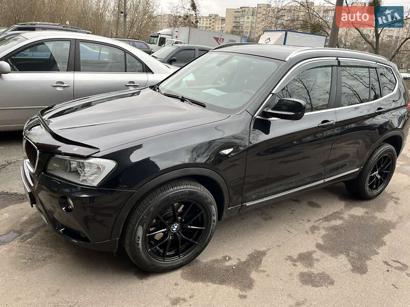 BMW X3 2011