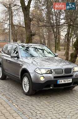 Внедорожник / Кроссовер BMW X3 2009 в Остроге