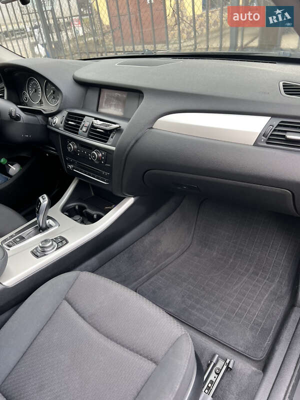 Позашляховик / Кросовер BMW X3 2011 в Івано-Франківську