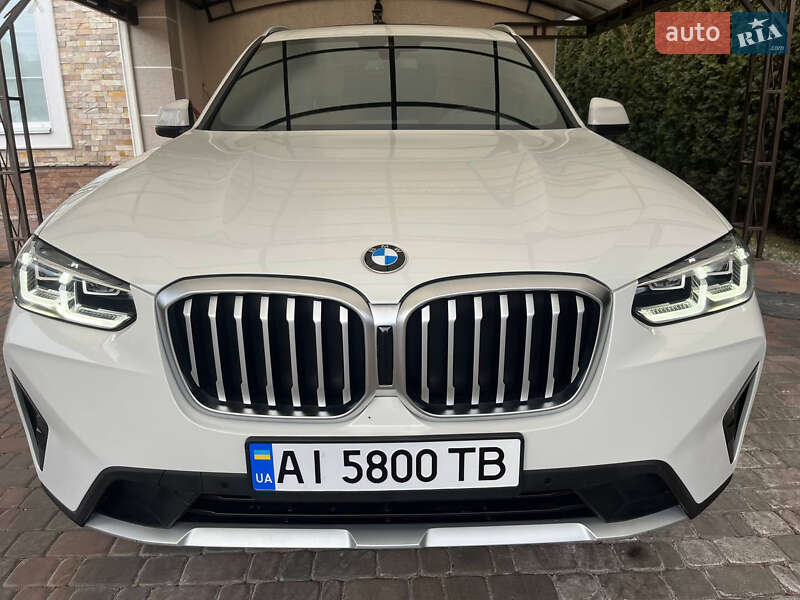 Позашляховик / Кросовер BMW X3 2023 в 