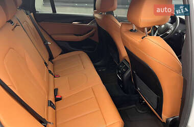 Позашляховик / Кросовер BMW X3 2023 в 