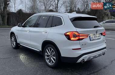 Позашляховик / Кросовер BMW X3 2018 в 