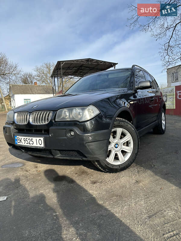 Позашляховик / Кросовер BMW X3 2004 в 