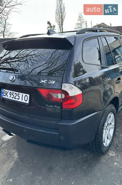 Позашляховик / Кросовер BMW X3 2004 в 