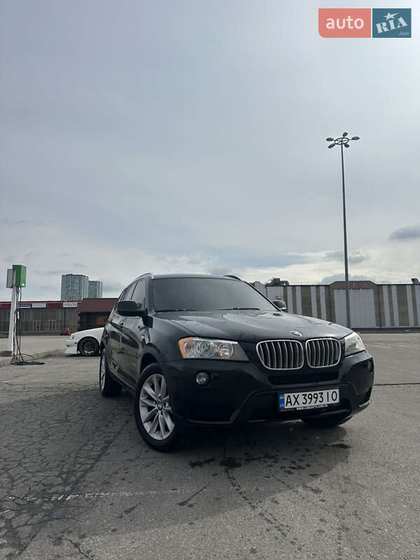 Внедорожник / Кроссовер BMW X3 2013 в 