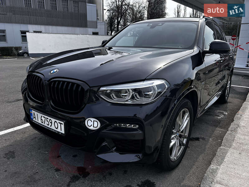 Внедорожник / Кроссовер BMW X3 2020 в 