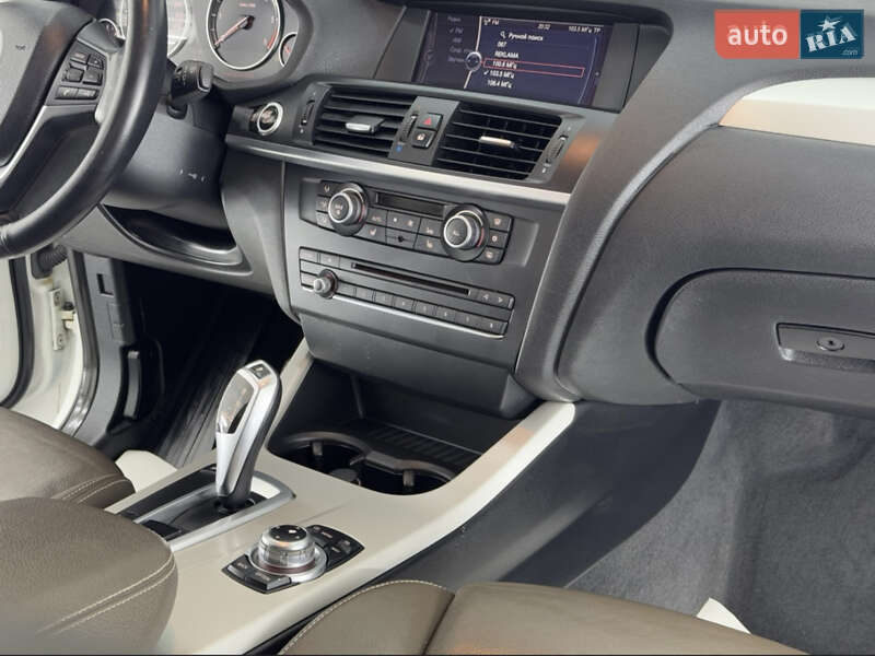 Внедорожник / Кроссовер BMW X3 2011 в Дрогобыче
