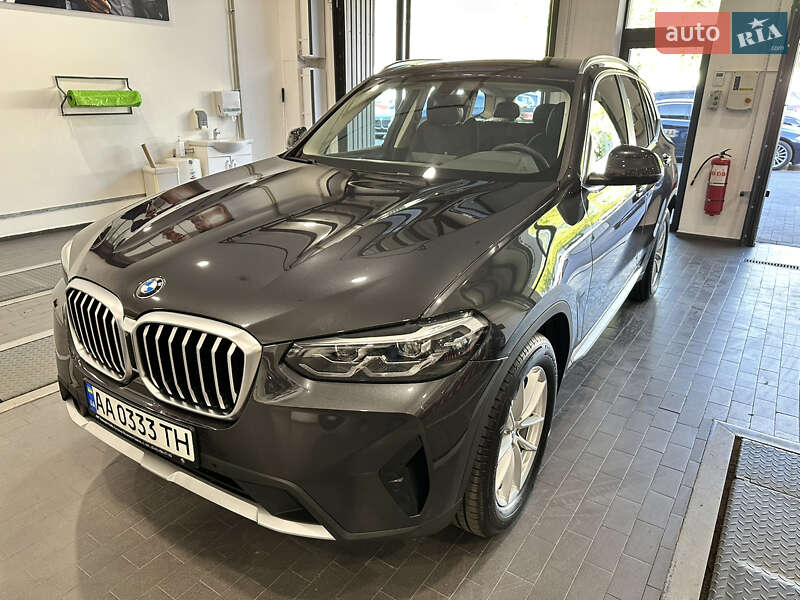 Внедорожник / Кроссовер BMW X3 2022 в Киеве